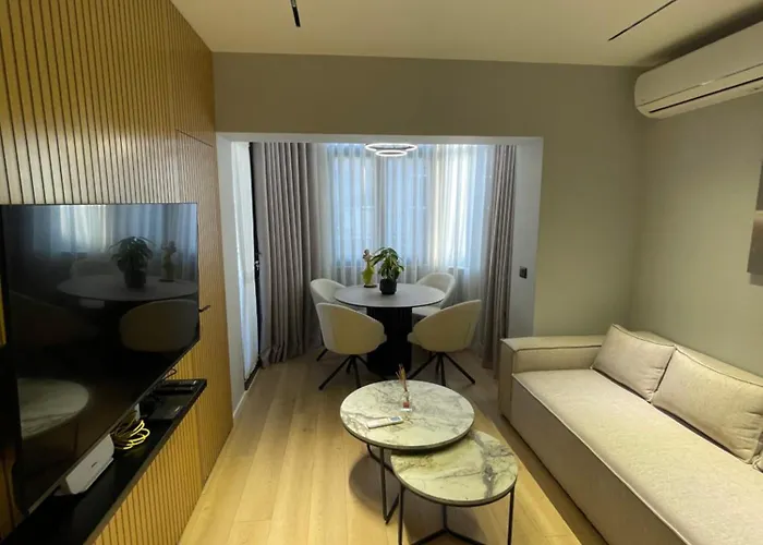 Elite Apartment *
