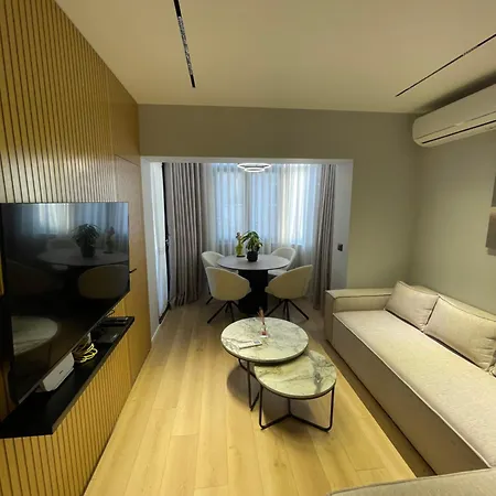 Elite Apartment *